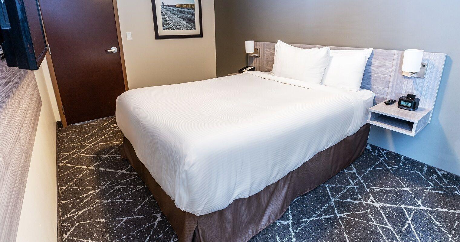 Microtel Inn & Suites By Wyndham Lloydminster Εξωτερικό φωτογραφία