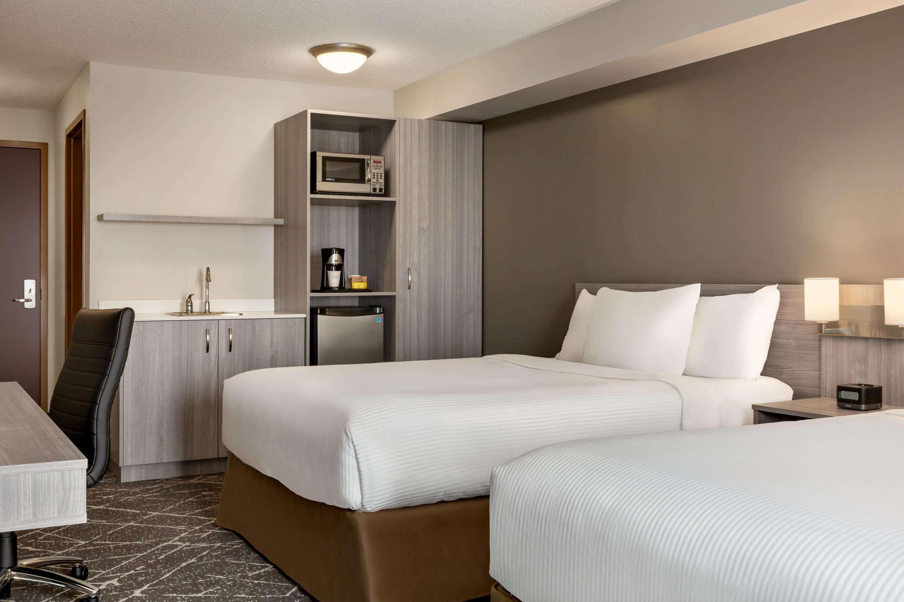 Microtel Inn & Suites By Wyndham Lloydminster Εξωτερικό φωτογραφία
